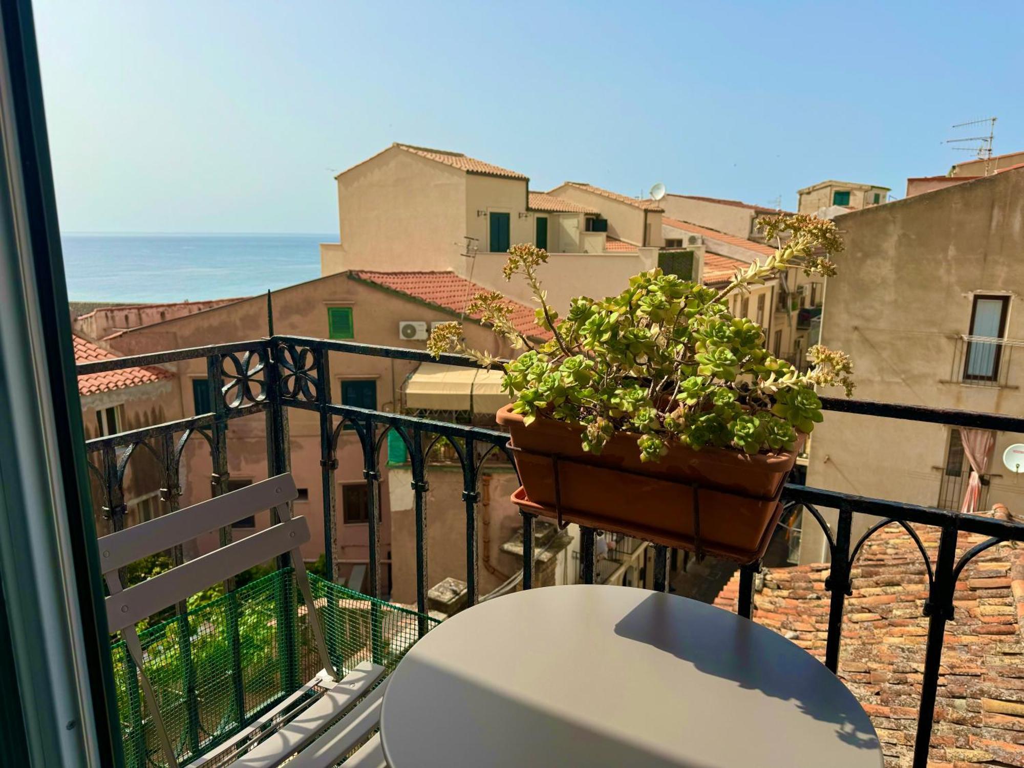 Apartamento Vittorio Emanuele Street House Cefalú Exterior foto